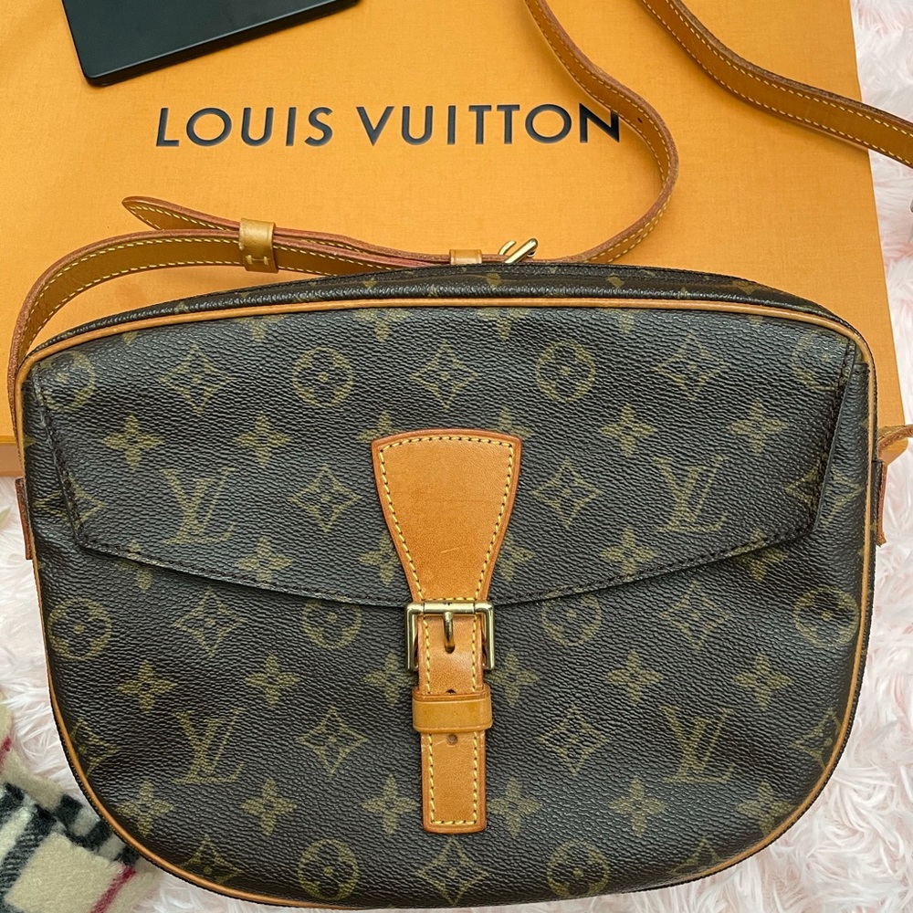 Louis vuitton jeune fille 27 (GM) - Picture 2 of 16